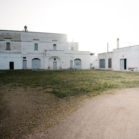 Masseria Cervellera Apartment Ceglie Messapica Bagian luar foto