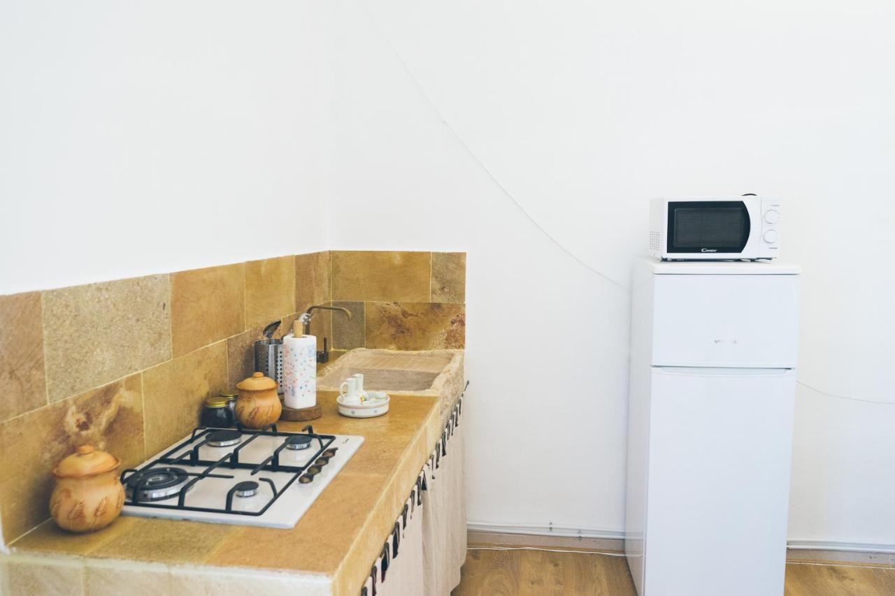 Masseria Cervellera Apartment Ceglie Messapica Bagian luar foto