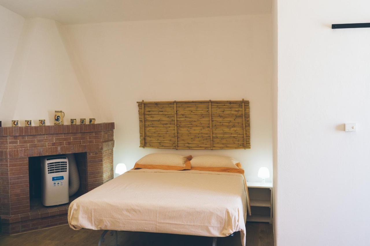 Masseria Cervellera Apartment Ceglie Messapica Bagian luar foto