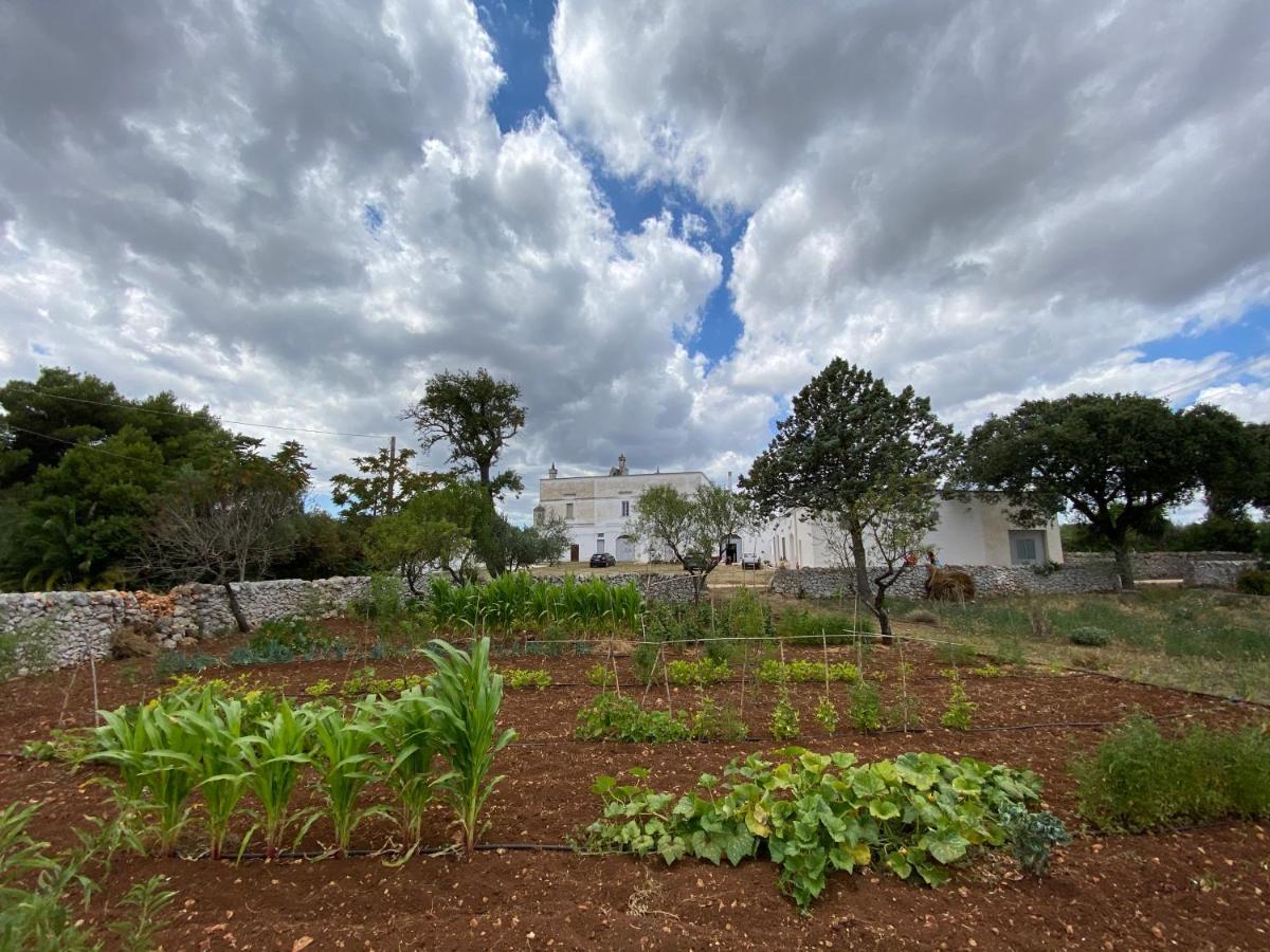 Masseria Cervellera Apartment Ceglie Messapica Bagian luar foto