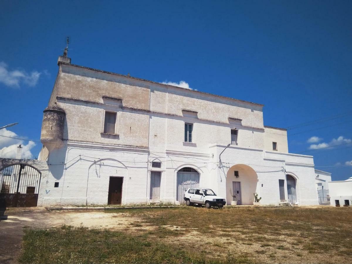 Masseria Cervellera Apartment Ceglie Messapica Bagian luar foto