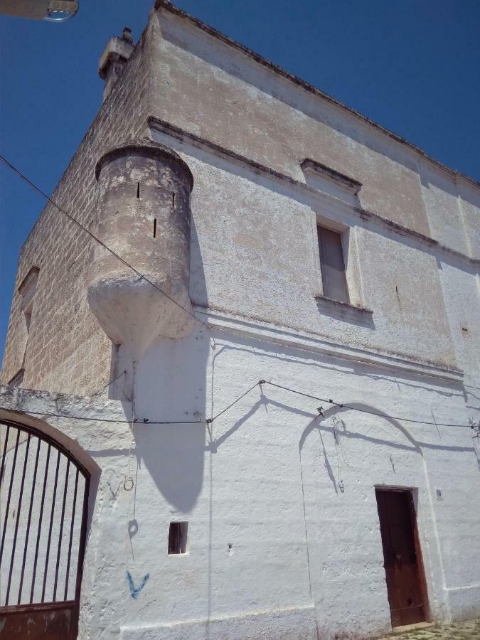 Masseria Cervellera Apartment Ceglie Messapica Bagian luar foto