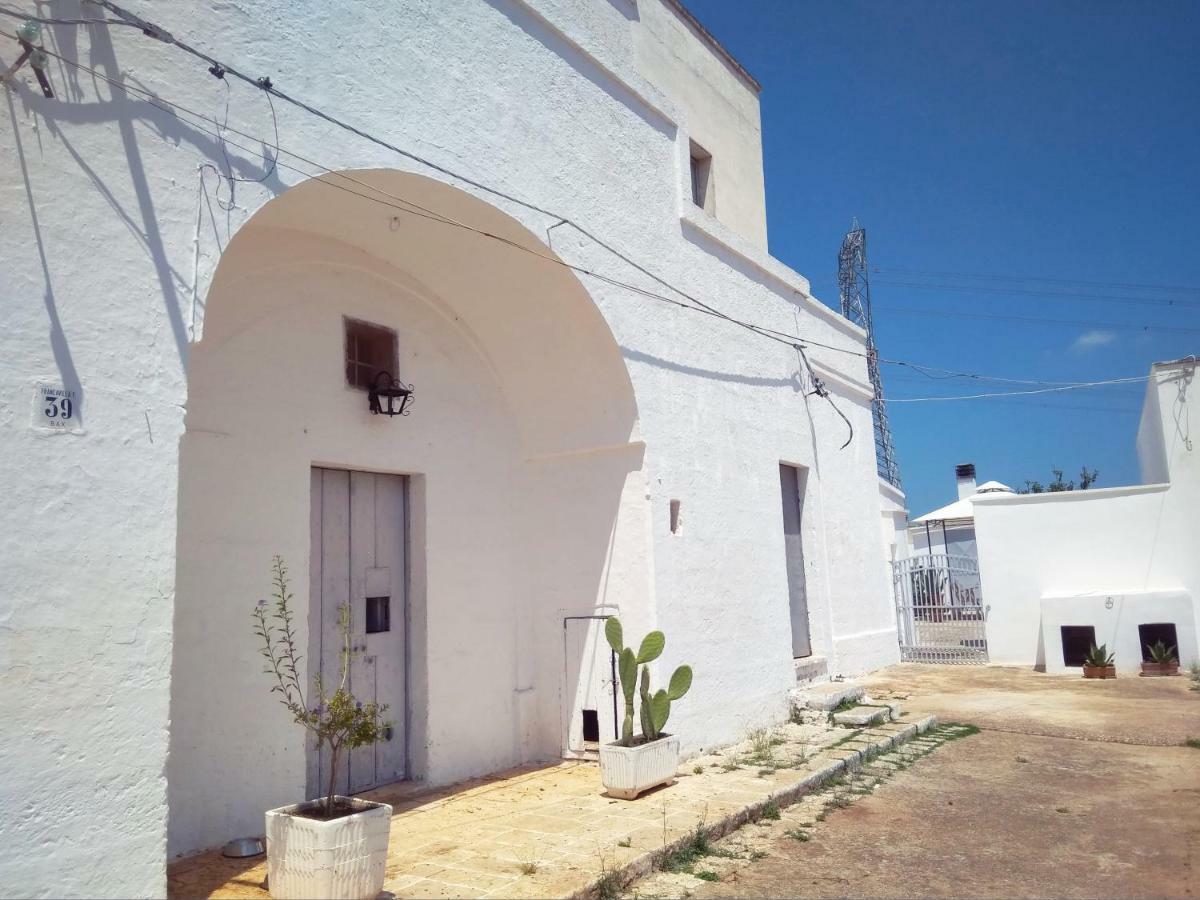 Masseria Cervellera Apartment Ceglie Messapica Bagian luar foto